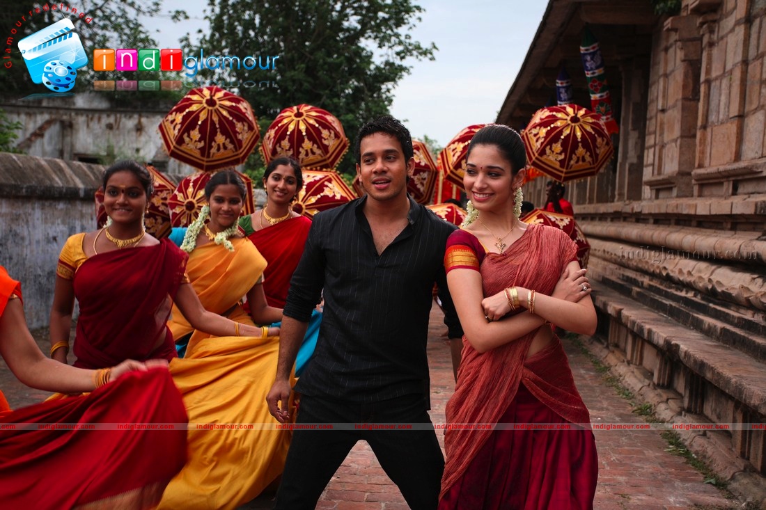 Kanden Kadhalai Movie hd photo